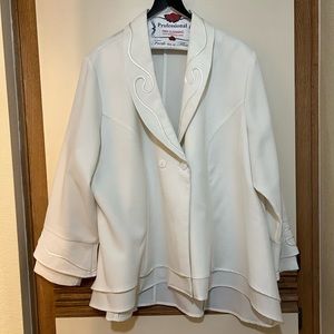 Two Piece Ivory Suit Size 22